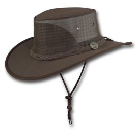 Barmah 1057 Canvas Drover in brown